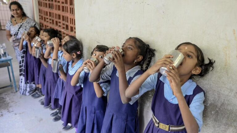 deccanherald_import_sites_dh_files_articleimages_2022_11_11_school-1161273-1668128420