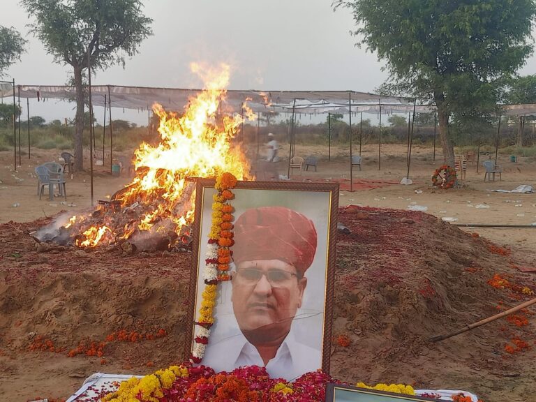 WhatsApp Image 2025-10-04 at 6.07.06 PM (1)