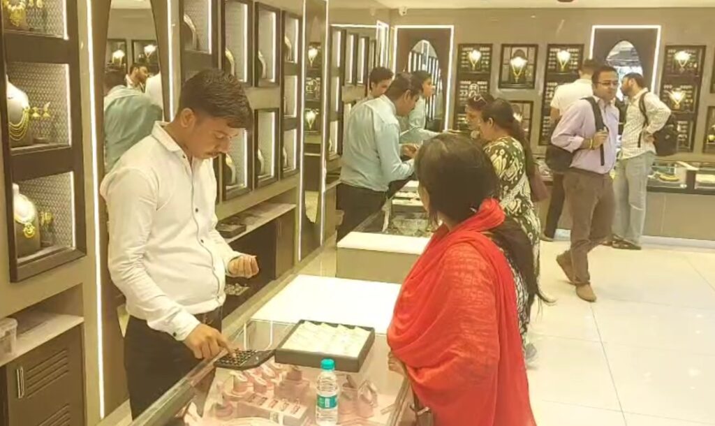 WhatsApp Image 2025-10-18 at 9.20.01 PM