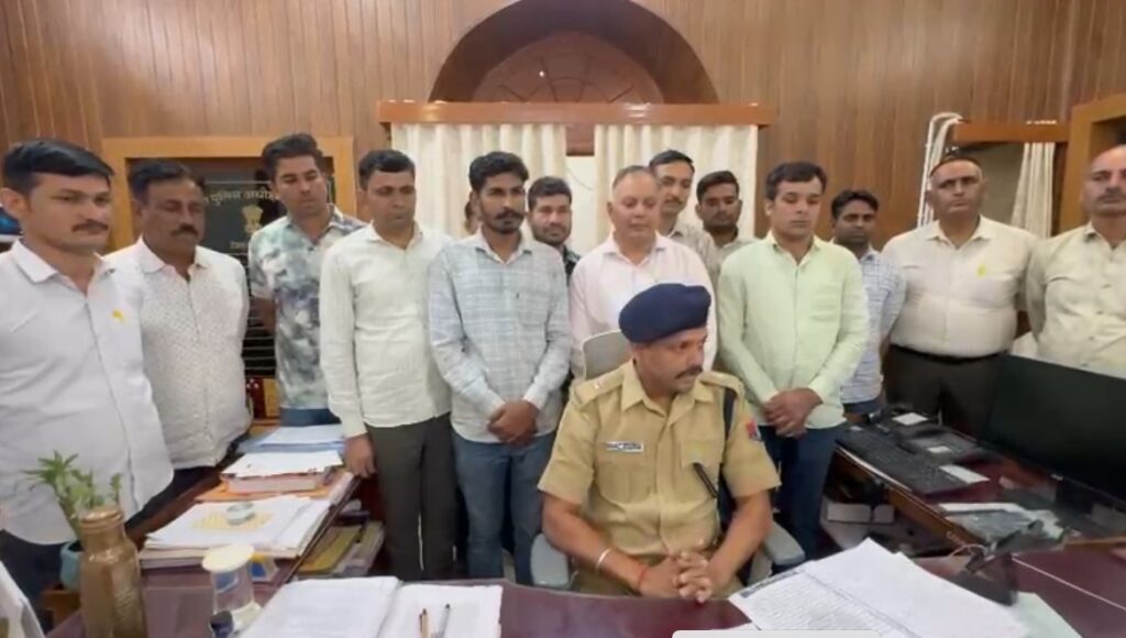 WhatsApp Image 2025-10-24 at 9.02.14 PM