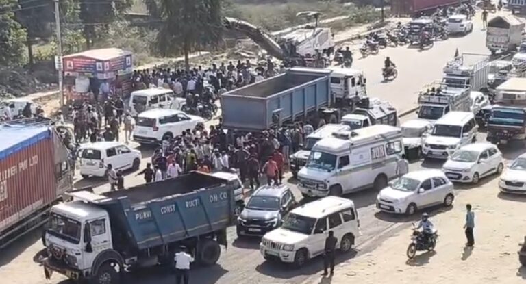 WhatsApp Image 2025-11-13 at 6.32.08 PM