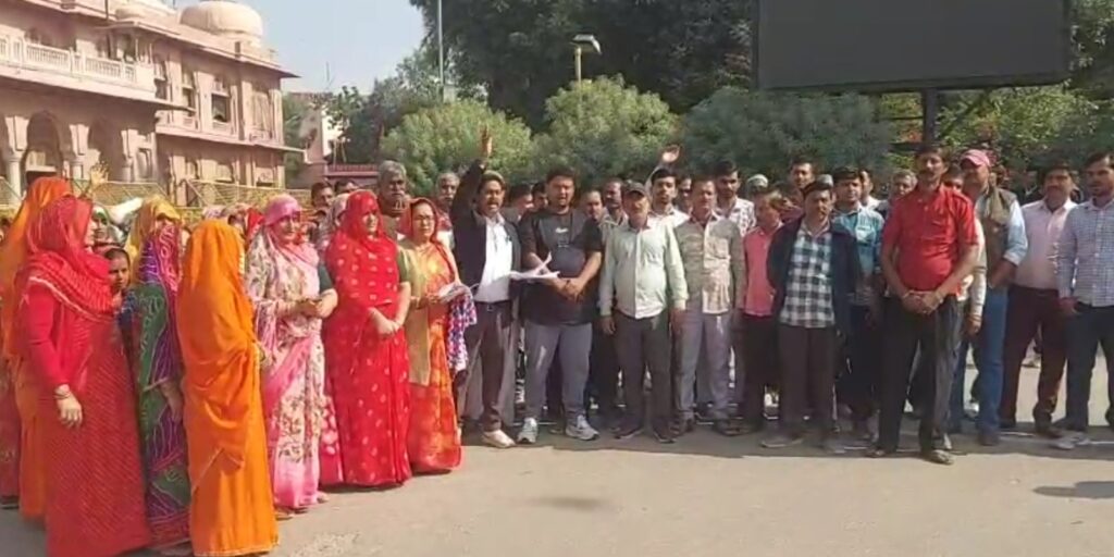 WhatsApp Image 2025-12-01 at 9.28.33 PM